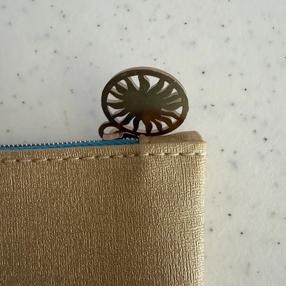 Ipsy Stay Golden Metallic Gold Makeup Bag Turquoise Lining Sun Zipper Pull Pouch